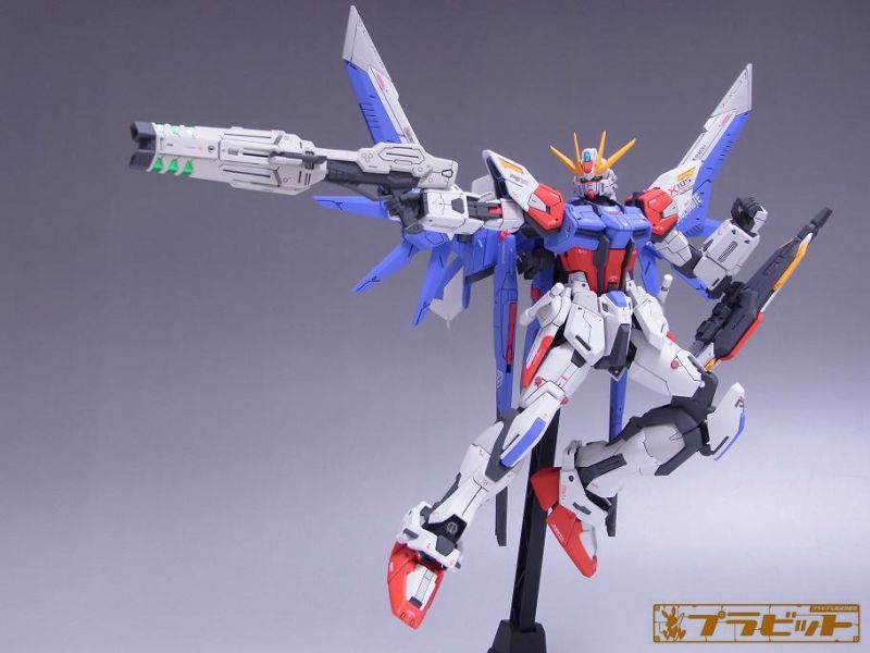 ビルドストライクガンダムフルパッケージ MG 塗装済完成品 - プラモデル