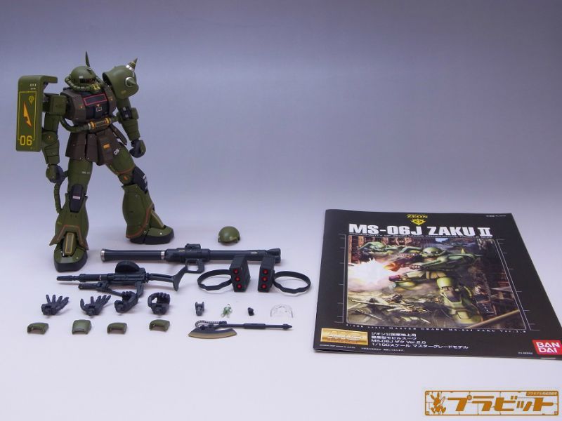 MG 1/100 MS-06J ザクII Ver.2.0 リアルタイプ 改修塗装済み完成品