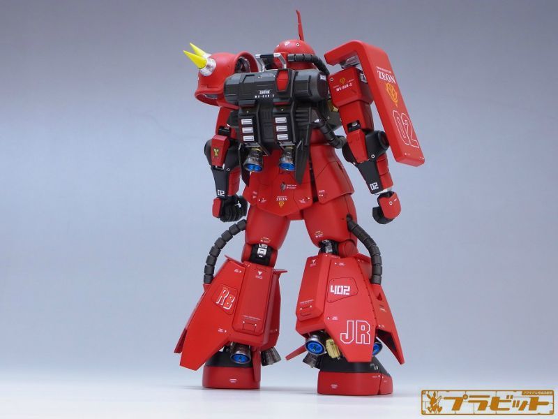 MG 1/100 MS-06R-2 ジョニーライデン専用ザク Ver.2.0 改修塗装済み完成品