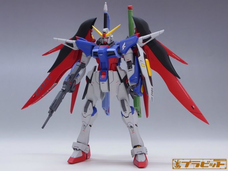 ＭＧ 1/100 デスティニーガンダム ガンプラ完成品 全塗装 改修済み