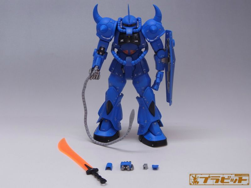 1/100 MG MS-07B グフ Ver.2.0 塗装済完成品 - プラモデル