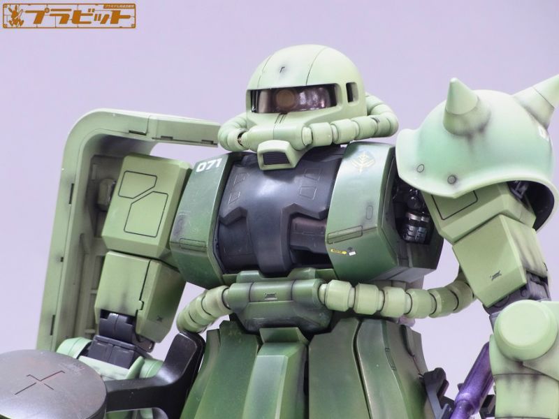 PG 1/60 量産型ザク ザクII ガンダム ガンプラ 完成品 - プラモデル