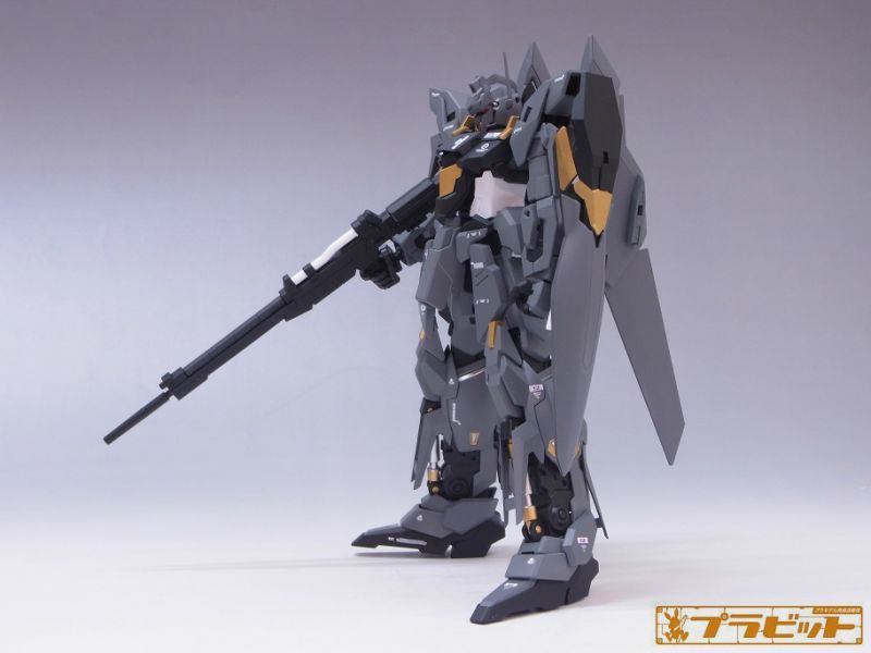 MG 1/100 MSN-001A1 デルタプラス 完成品（全塗装）