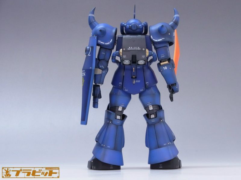 MG 1/100 MS-07B グフ Ver.2.0 完成品（全塗装）