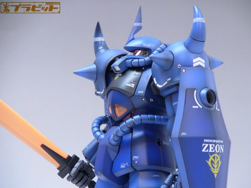 ガンプラ MG グフ ver 2.0 完成品 - プラモデル