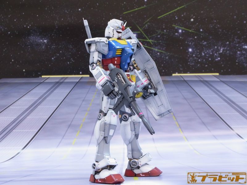 MG 1/100 RX-78-2 ガンダム Ver.3.0 完成品(全塗装）