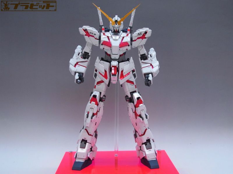 ガンプラ PG ユニコーンガンダム完成品 - プラモデル