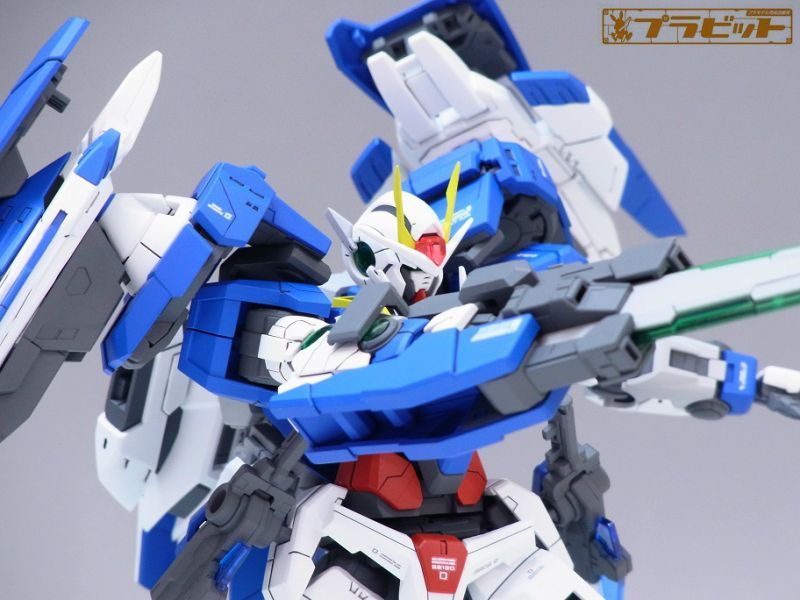 RG 1/44 GNT-0000 ダブルオークアンタ 完成品(全塗装+改修）