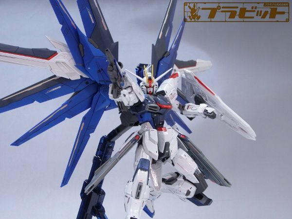 MG 1/100 フリーダムガンダム Ver.2.0 フルバーストモード スペシャル ...