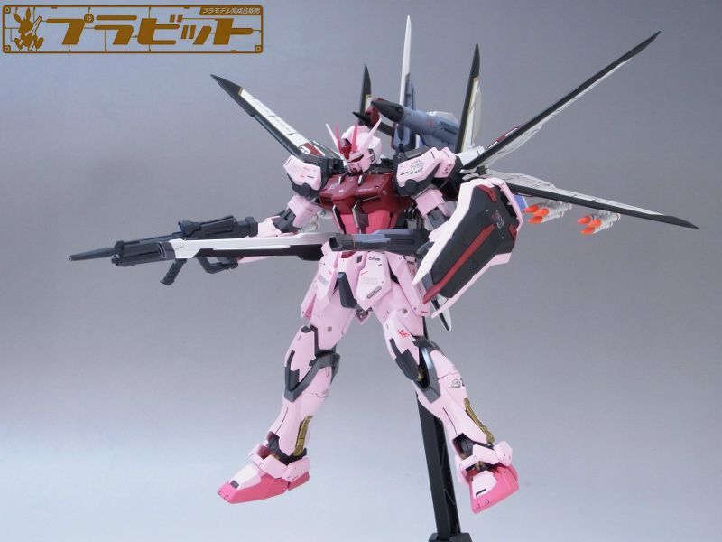 MG ストライクルージュ ガンプラ 完成品-