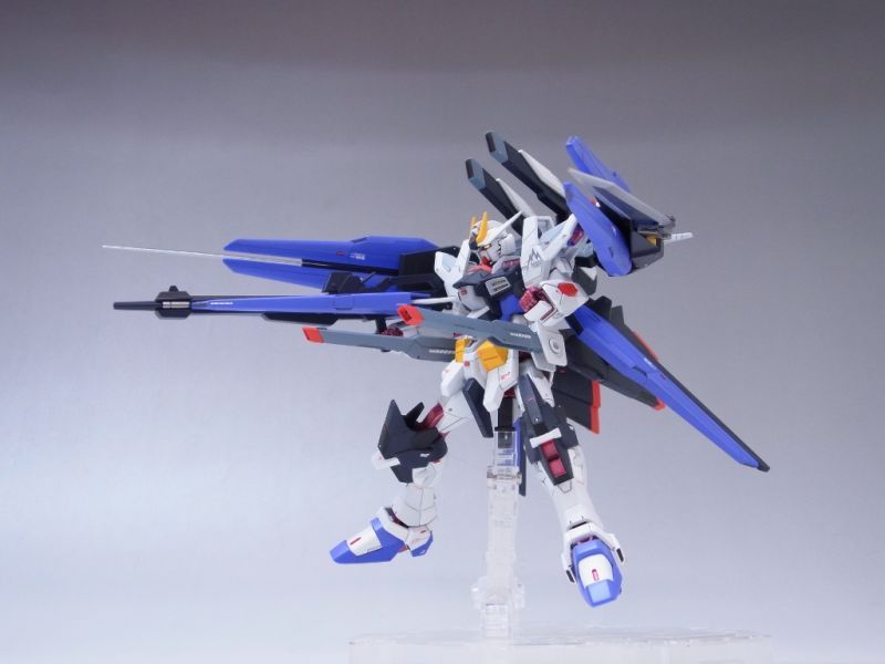 HGBF 1/144 アメイジングストライクフリーダムガンダム 完成品（全塗装