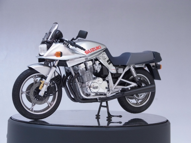 珍しい スズキ カタナGSX1100S 1/12完成品 模型/プラモデル